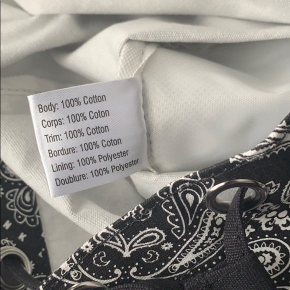 🆕 Victoria Secret “not so mini” mini Backpack NWT final markdown - Picture 7 of 10